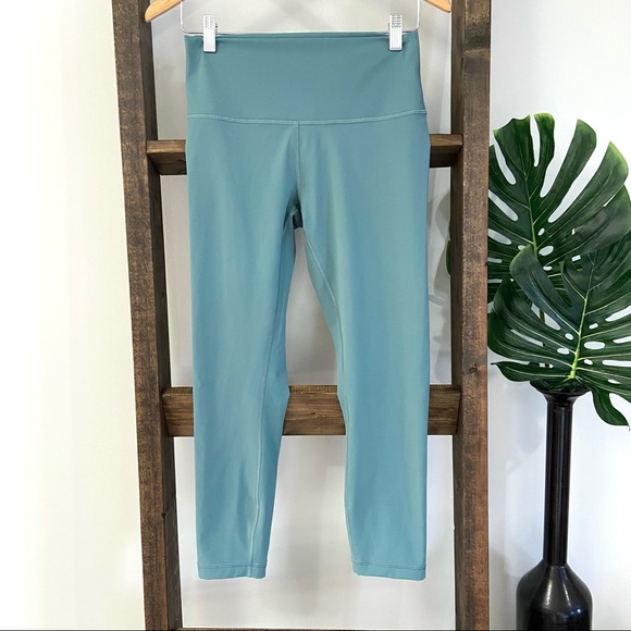 Lululemon Wonder Under 7/8 high rise Luxtreme - Picture 2 of 4